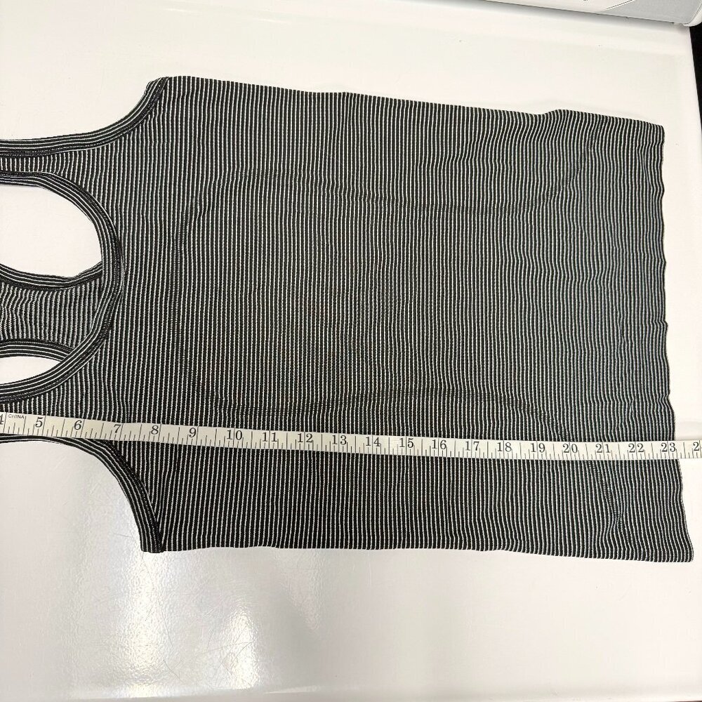 Lululemon Run Swiftly Tech Racerback Tank - Picture 13 of 13